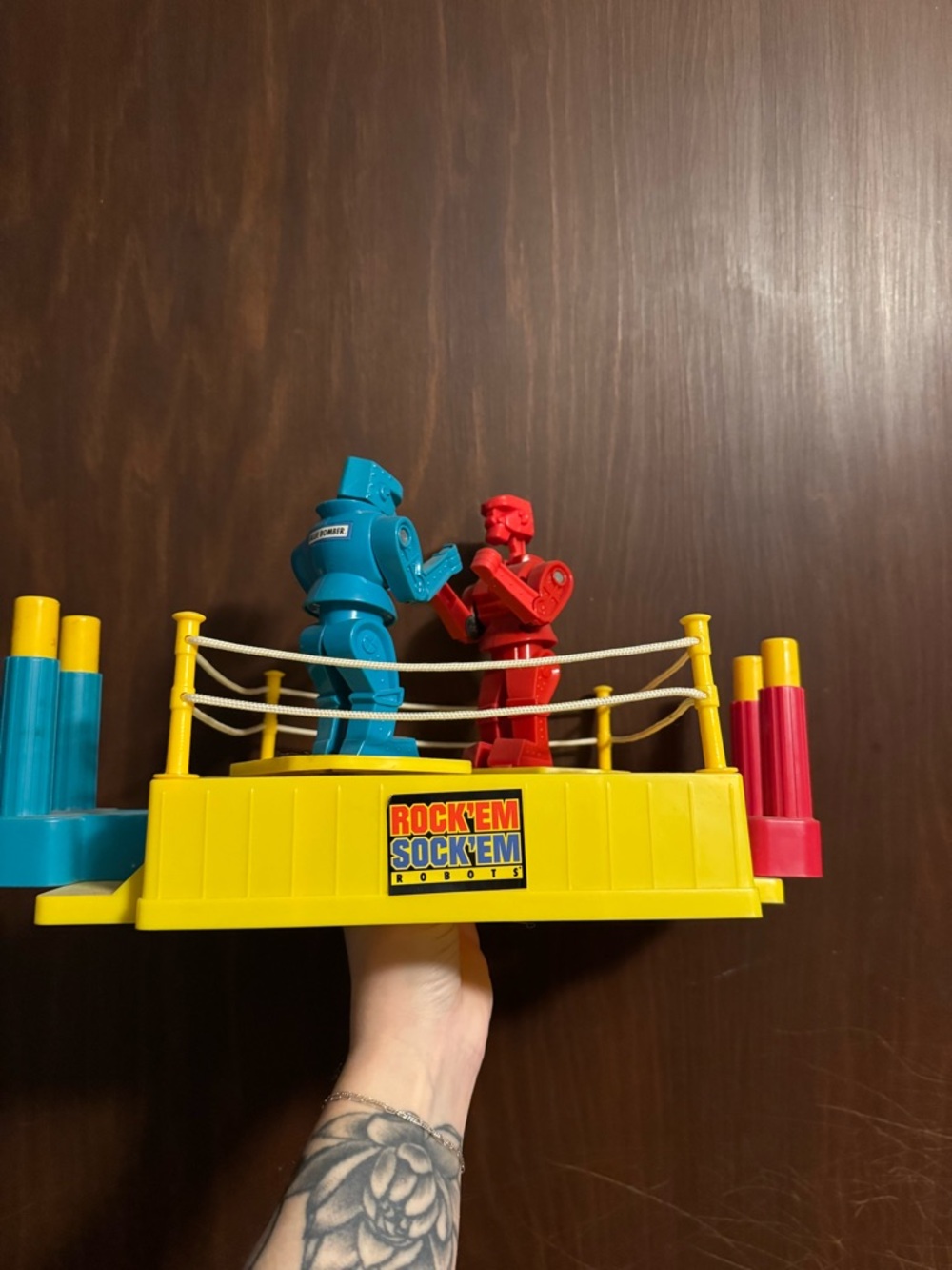 Classic Boxing Game - Red & Blue